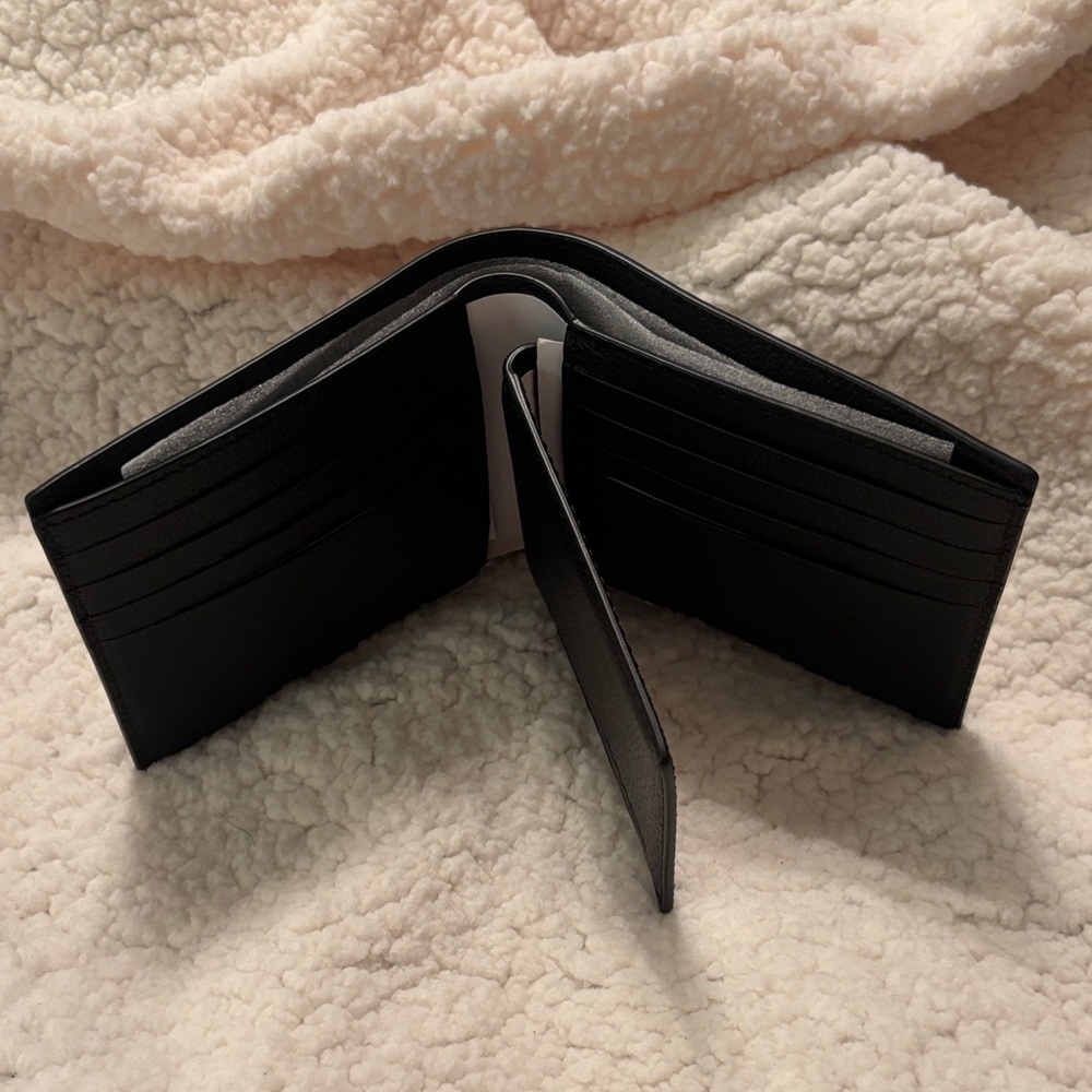 Coach Black Leather Card Holder - Picture 4 of 6